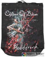 Children Of Bodom - 01 - Blooddrank (Рюкзак) ― купити футболку в Україні, замовити футболку поштою, ціни, опис, фото футболок, купити кухлі, бейсболки, весна, кружки, рюкзаки, гаманці, літо, бандани, шкіряні вироби, осінь, джинси, кросівки, куртки, шорти, шапки, батніки, шкарпетки, зима, білизна, майки, сорочки, сумки, молодіжні аксесуари, вуличний стиль кежуал стайл | Інтернет-магазин футболок та іншого молодіжного одягу - GRAFFITI STREET - GraffitiStreet.Com.Ua